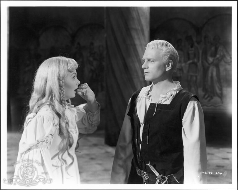 La escena dentro de la escena en Hamlet, de Laurence Olivier.